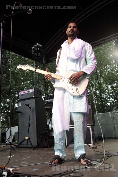 MDOU MOCTAR - 2019-06-09 - PARIS - Parc de la Villette - Scene Prairie du Cercle Nord - 